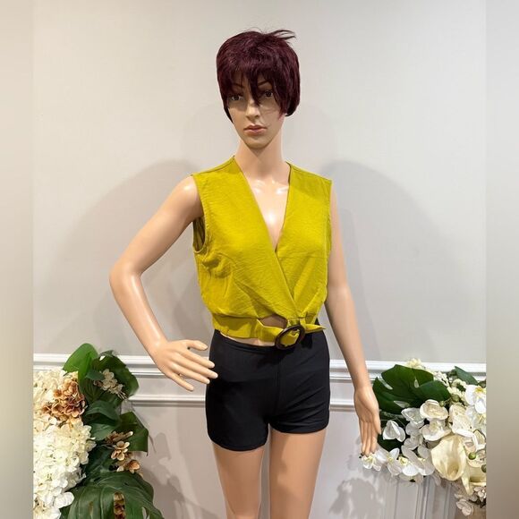 NWT cropped blouse - Picture 1 of 5